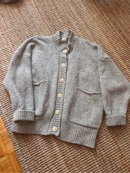 Babaa Sweaters - Babaa No11 Cardigan in mist